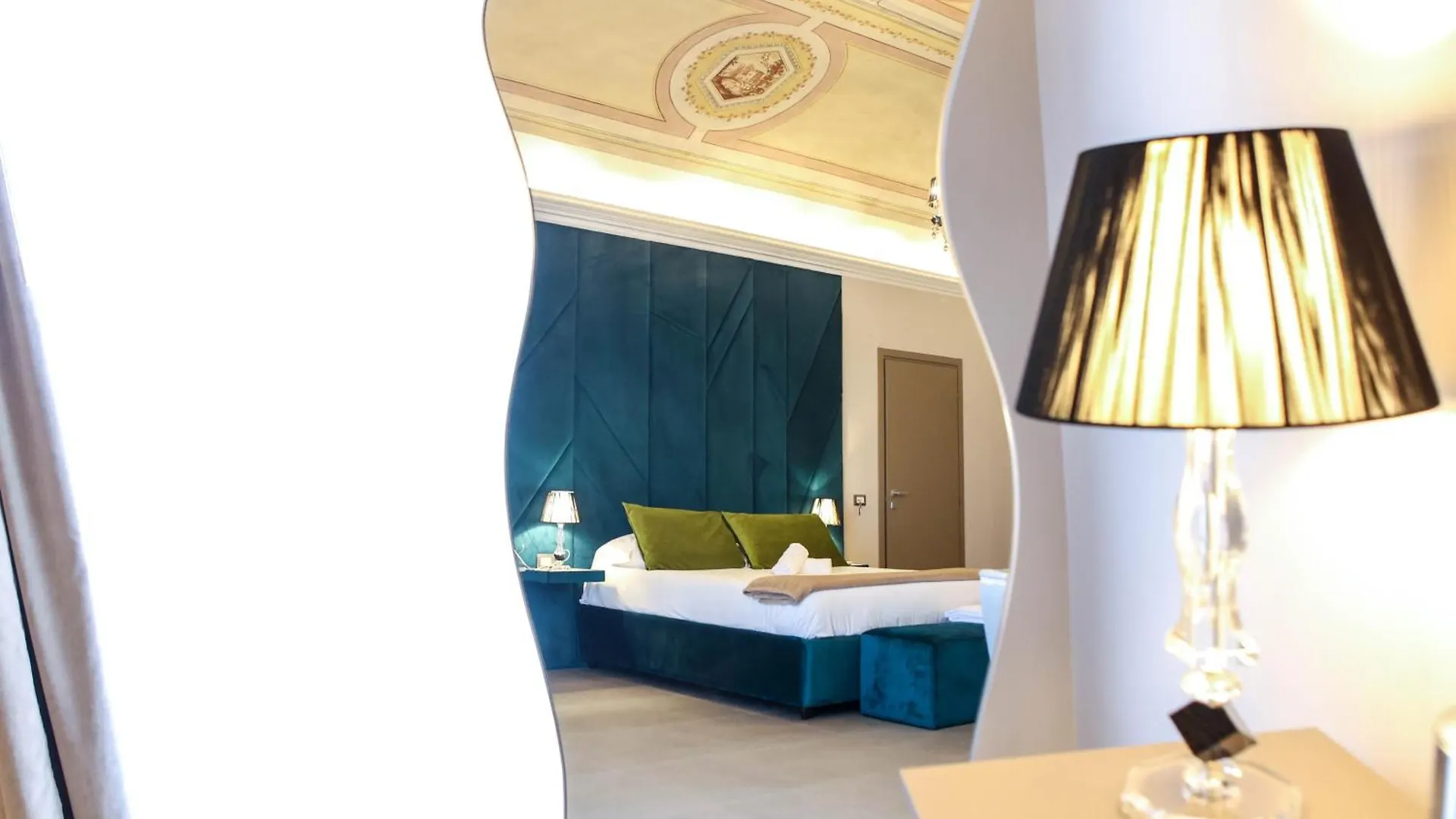 B&B Suites&Rooms Piazza Dei Martiri Catania Bed & Breakfast