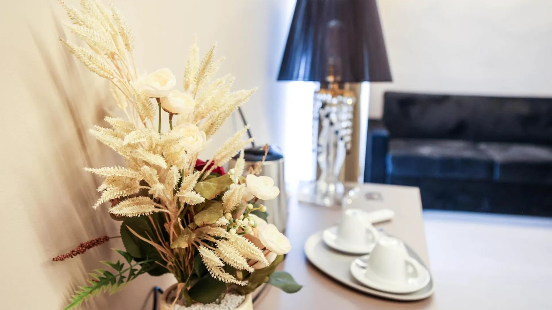 Bed & Breakfast B&B Suites&Rooms Piazza Dei Martiri Catania Italy