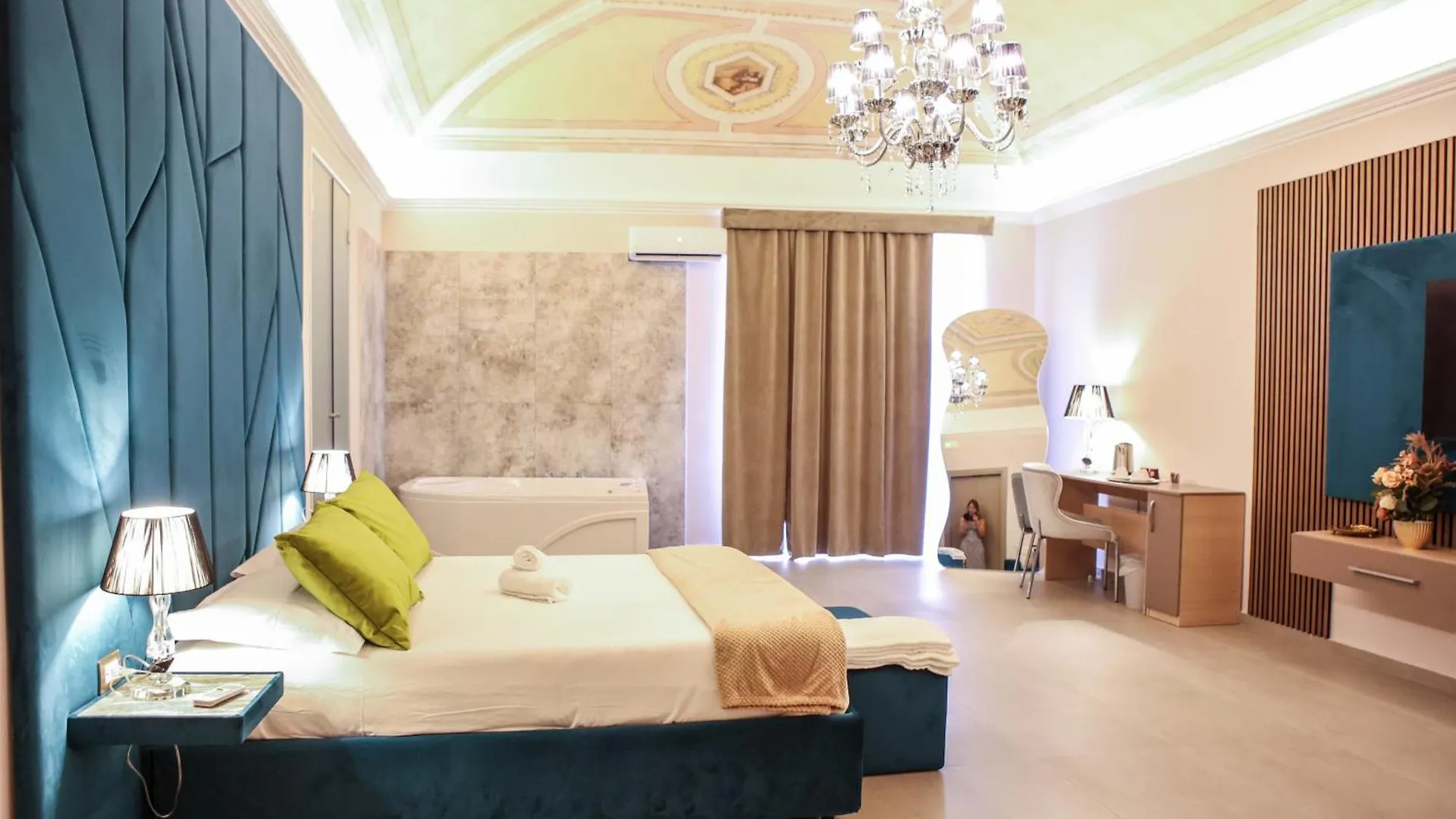 B&B Suites&Rooms Piazza Dei Martiri Catania Bed & Breakfast